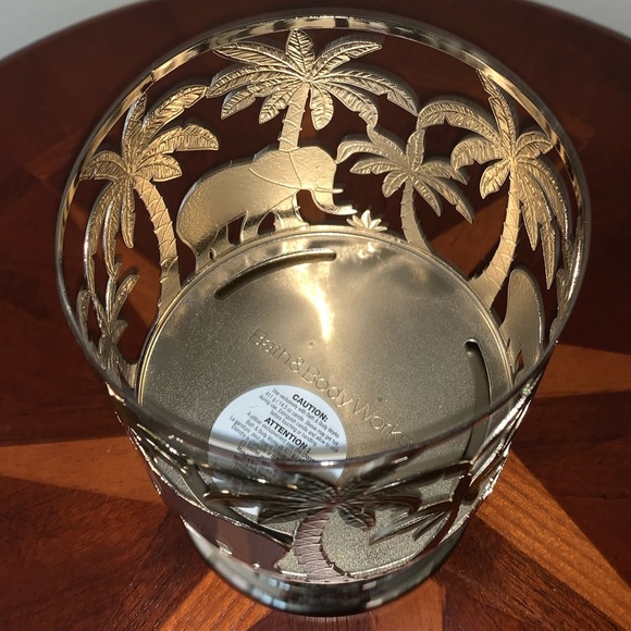 Bath & Body Works Tropical Elephant 3-Wick Candle Holder - Picture 5 of 5